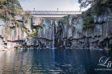 Cheonjiyeon waterfall